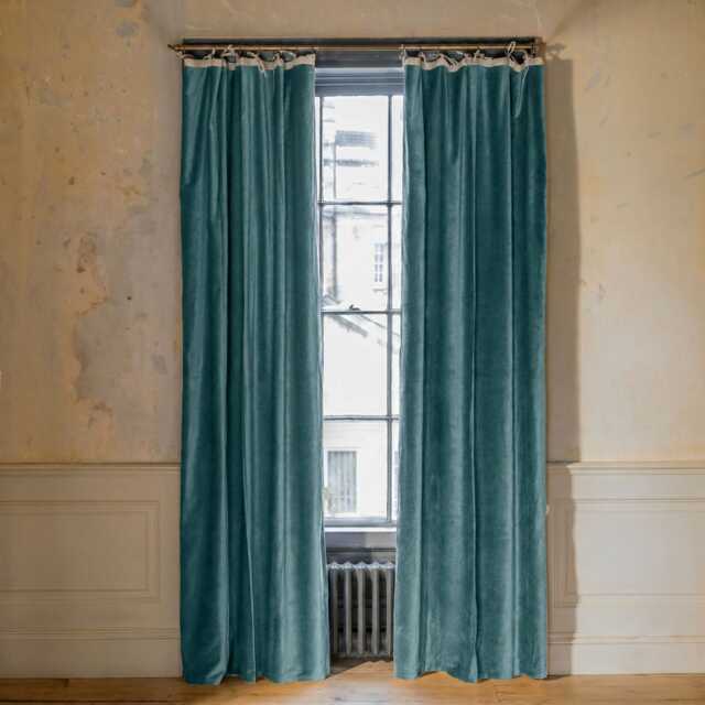 Graham and Green Velvet Single Curtains 140 x 228cm - image 1