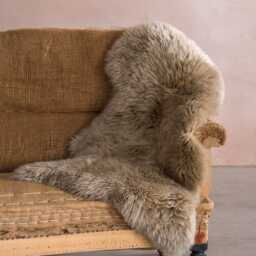 Graham and Green Oyster Single Sheepskin - thumbnail 1