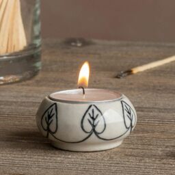 Graham and Green Black Leaf Ceramic Tealight Holder - thumbnail 3