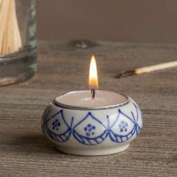 Graham and Green Black Leaf Ceramic Tealight Holder - thumbnail 2