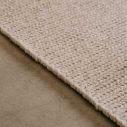Graham and Green Carmen Hand Loom Rug - 230 x 160cm - thumbnail 3