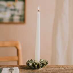 Graham and Green Green Porcelain Frill Candle Holder