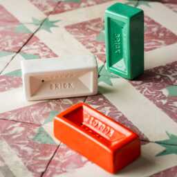 Graham and Green Green London Brick Soap Dish - thumbnail 3