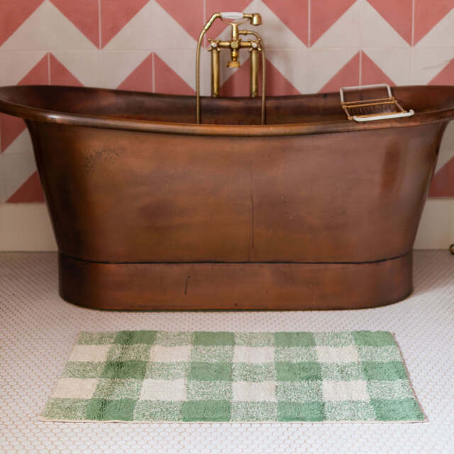 Graham and Green Green Gingham Tufted Bath Mat - image 1