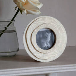 Graham and Green Ivory Round Layered Photo Frame - thumbnail 1
