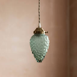 Graham and Green Bunch of Grapes Green Glass Pendant Light - thumbnail 1