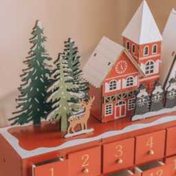 Graham and Green Red Wooden LED Advent Calender - thumbnail 4