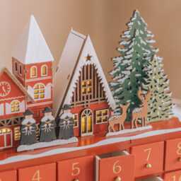 Graham and Green Red Wooden LED Advent Calender - thumbnail 5