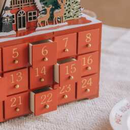 Graham and Green Red Wooden LED Advent Calender - thumbnail 3