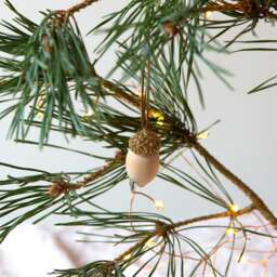 Graham and Green Set of Eighteen Wooden Acorn Decorations - thumbnail 2