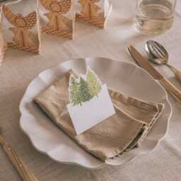 Graham and Green Pack of Eight Christmas Tree Placecards - thumbnail 2