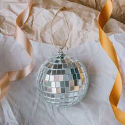 Graham and Green Silver Disco Ball Bauble - 8cm - thumbnail 2