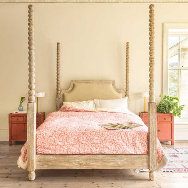 Graham and Green Arbor Kingsize Bed - image 1