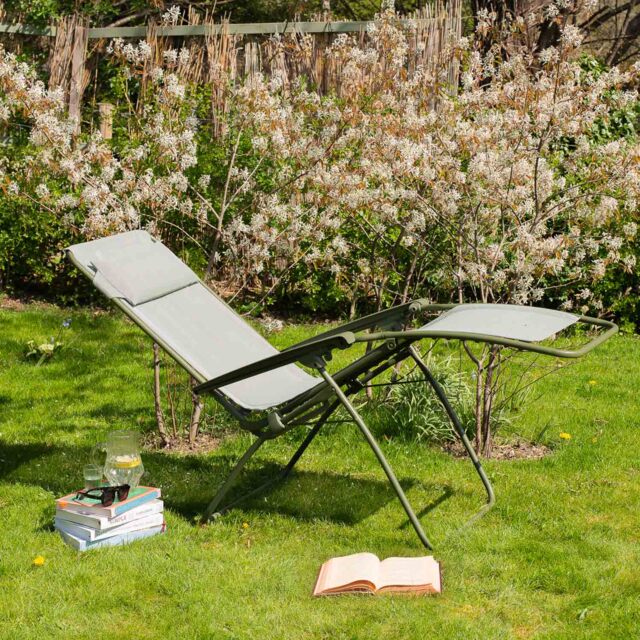 Graham and Green Moss Green Reclining Garden Chair - image 1