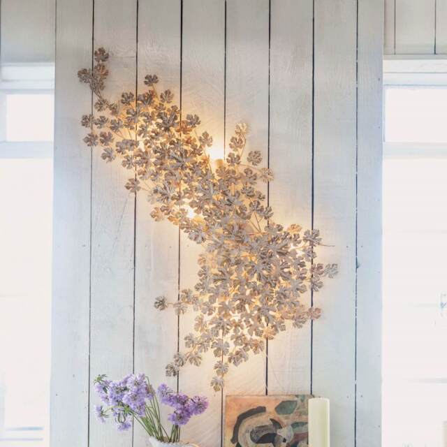 Graham and Green White and Gold Leaves Wall Light - image 1