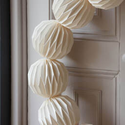 Graham and Green Paper Ball Origami Wreath - thumbnail 2