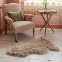 Graham and Green Butterscotch Long Curly Single Sheepskin - thumbnail 2