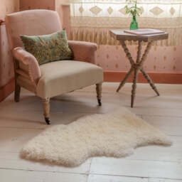 Graham and Green Butterscotch Long Curly Single Sheepskin - thumbnail 4