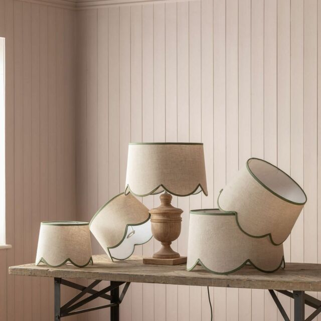 "Graham and Green 12"" Woodland Green Scallop Lamp Shade" - image 1