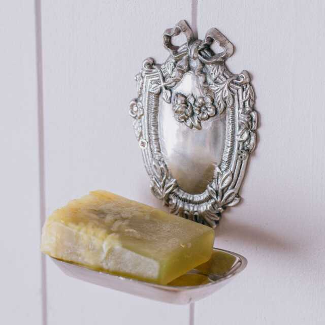 Graham and Green Juliette Antique Silver Soap Dish - image 1