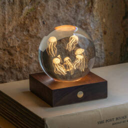 Graham and Green Jellyfish Crystal Ball Light - thumbnail 2