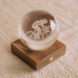 Graham and Green Cyclist Crystal Ball Light - thumbnail 4