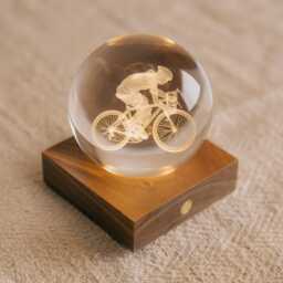 Graham and Green Cyclist Crystal Ball Light - thumbnail 3