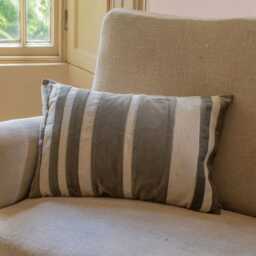 Graham and Green Leba Green Velvet & Linen Rectangular Cushion - thumbnail 3