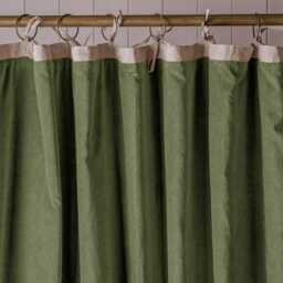 Graham and Green Set of Two Olive Velvet Cottage Curtains - L137 x W117cm - thumbnail 2