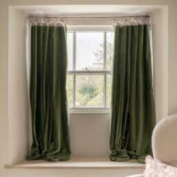 Graham and Green Set of Two Olive Velvet Cottage Curtains - L137 x W117cm