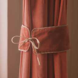Graham and Green Set of Two Tea Rose Velvet Tie Backs - thumbnail 1