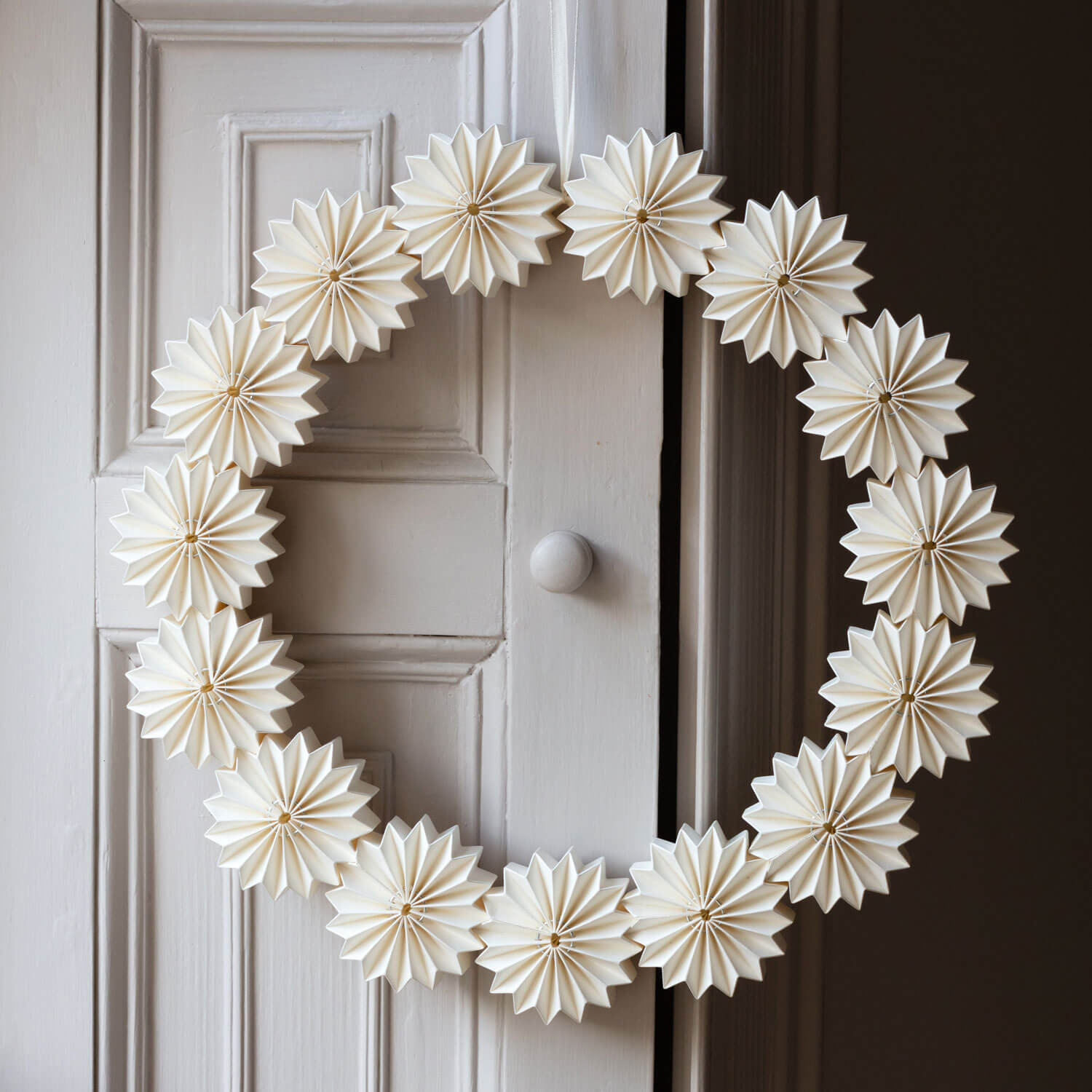 Paper Petal Origami Wreath - image 1