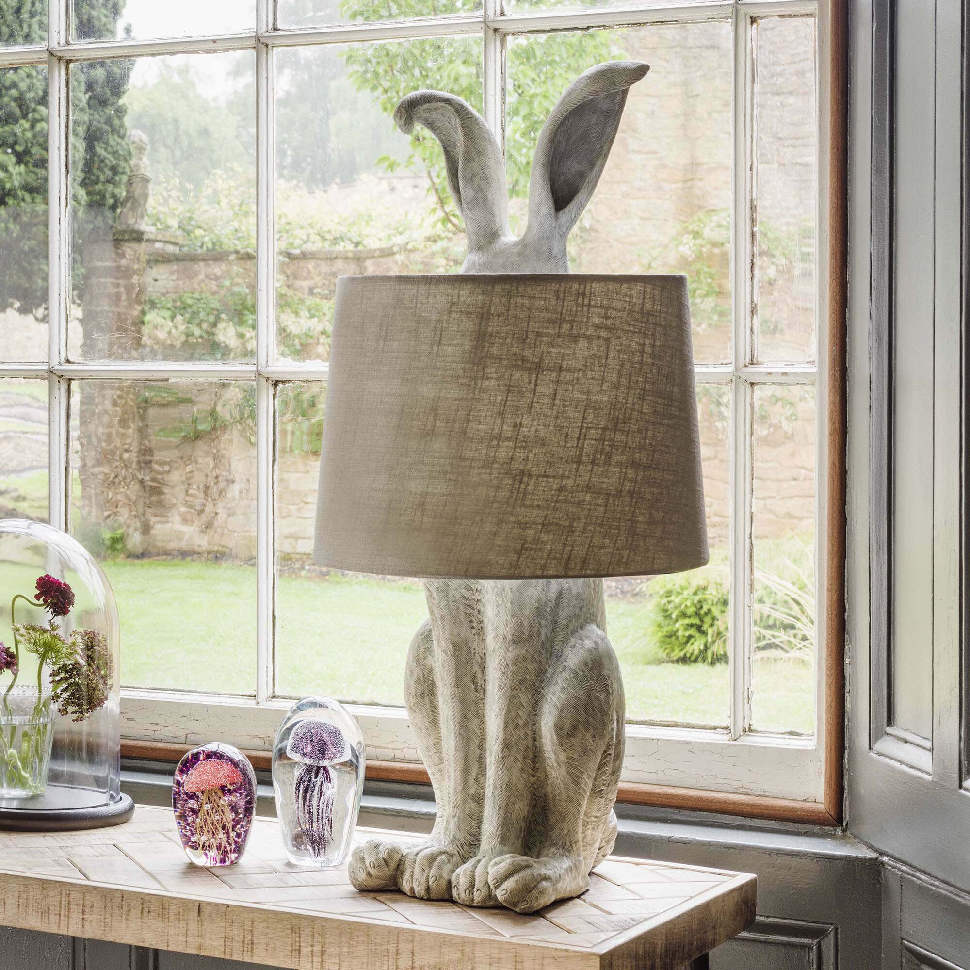 Graham and Green Hetty Hare Table Lamp