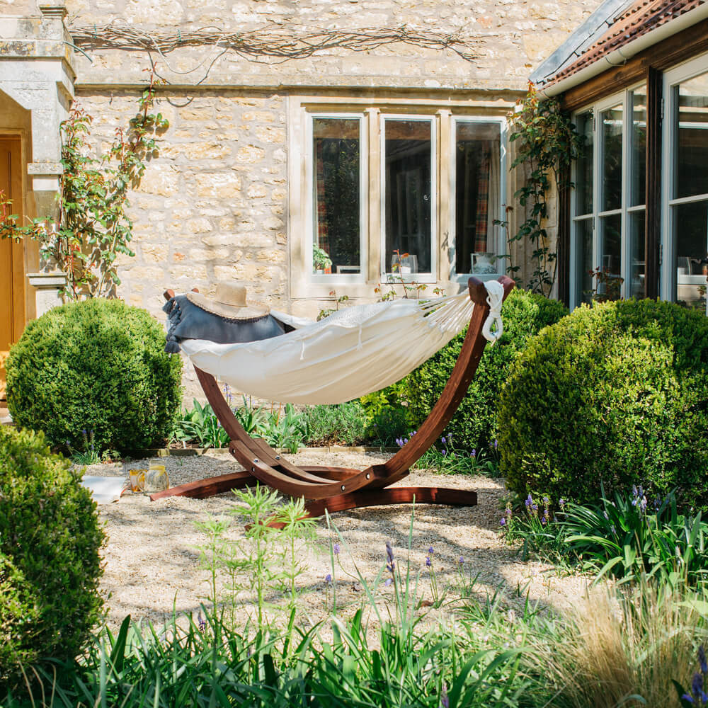 Wooden Swing Seat Hammock Compact Garden Swing Curved Wooden