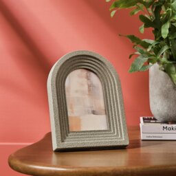"""Habitat Arch Green Wooden Picture Frame - 4x6"""""""