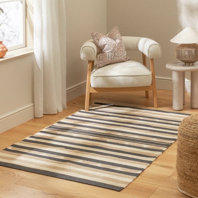 Habitat Scalloped Stripe Beige Rug - 120x170cm