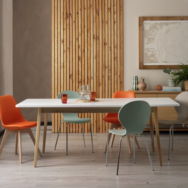 Habitat Sylas Extending 6-8 Seater Dining Table- White & Oak