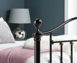 Victoria - King Size - Nickel Metal Bed - Black - Metal - 5ft - Happy Beds - thumbnail 4
