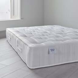 Super Ortho Spring Reflex Foam Orthopaedic Medium Firm Mattress - Double - Medium to Firm - Hand Tufted - 4ft6 (135 x 190 cm) - Happy Beds - thumbnail 2