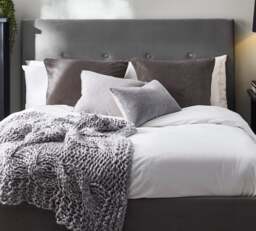Shoreditch - Small Double Bed - Grey - Velvet - 4ft - Happy Beds - thumbnail 2