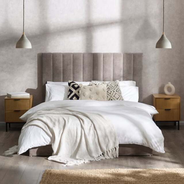 Eloise - King Size - Bed in a Box - Grey - Chenille Fabric - 5ft - Happy Beds - image 1