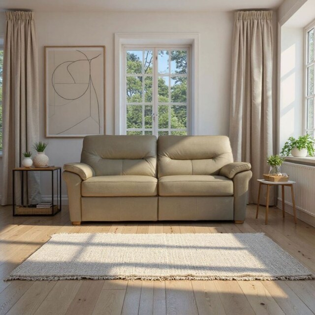 G Plan Seattle 3 Seater Sofa with Show Wood in Leather - Static - Without Heated Seat - Grade H