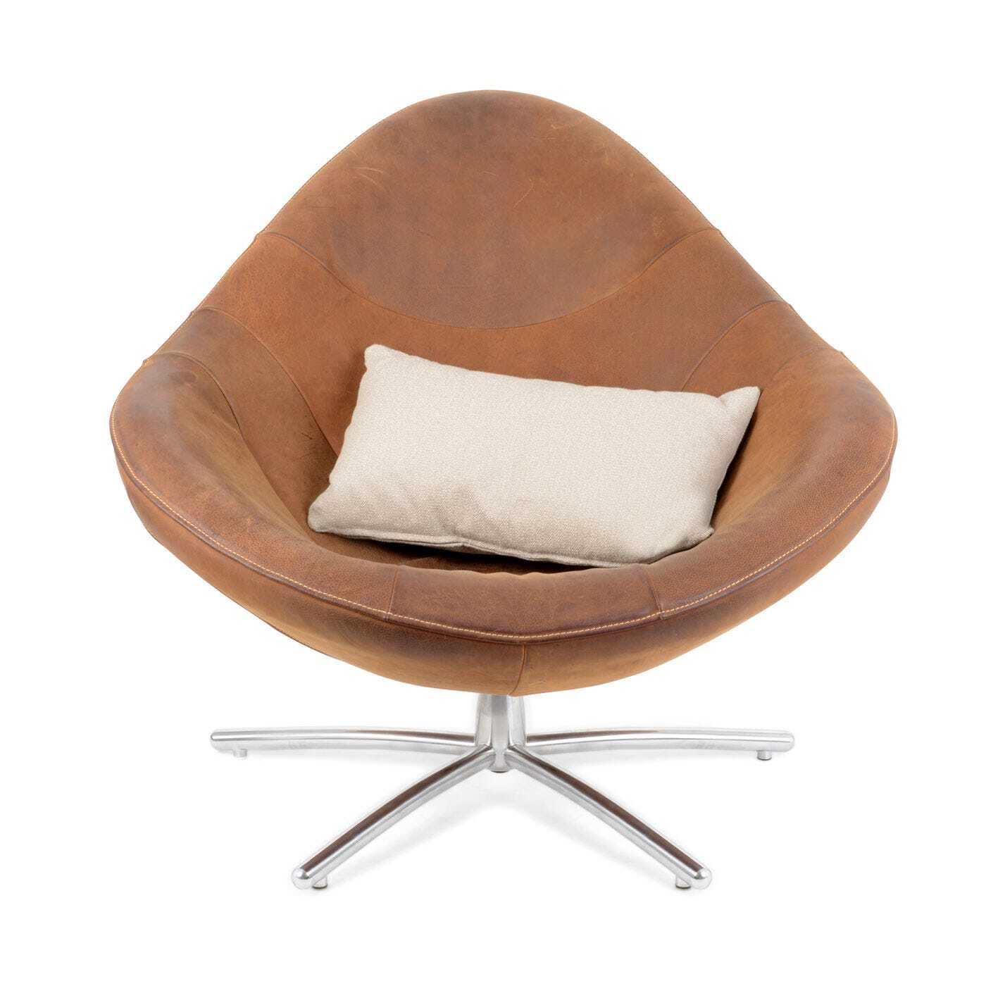 Scp Hidde Swivel Armchair In Waterbuffel Leather