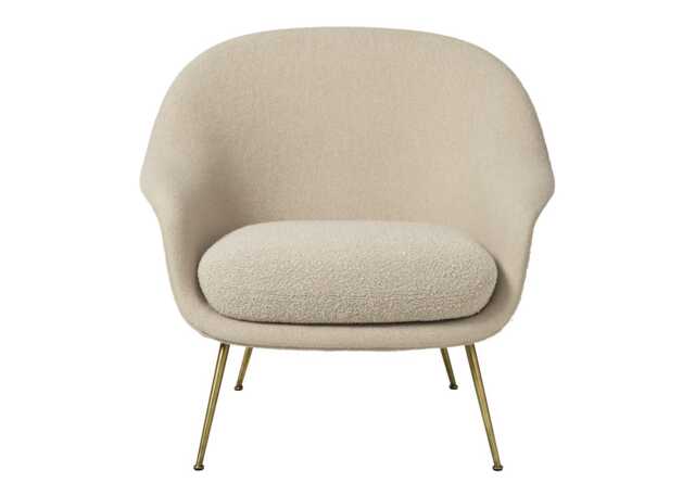 Gubi Bat Lounge Chair in Karakorum 003