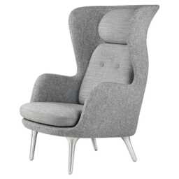 Fritz Hansen Ro Easy Chair Light Grey Aluminium Legs