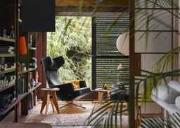 Vitra Tabouret Bois in Walnut - thumbnail 2