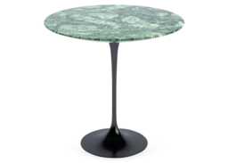 Knoll Saarinen Side Table Black Base