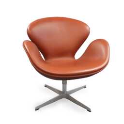 Fritz Hansen Swan Chair Grace Walnut Leather