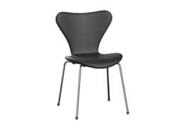 Fritz Hansen Series 7 Chair Essential Leather Black with Chrome Legs