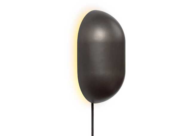 Gubi Howard Wall Light Gunmetal